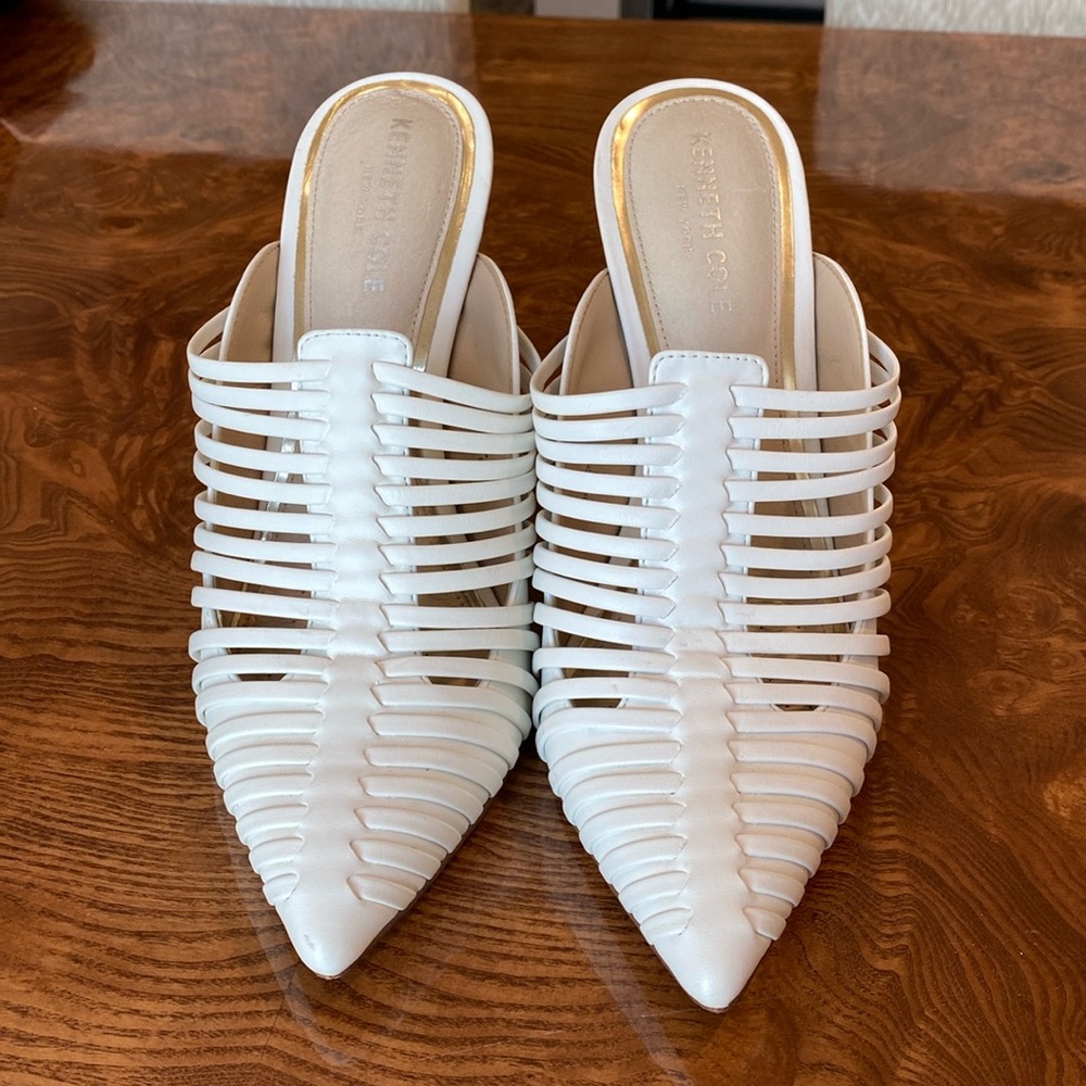 Excellent Condition Kenneth Cole New York Riley Fisher Mule